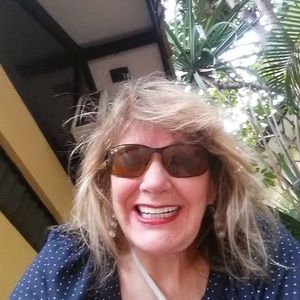 Meet your Posher, Faith